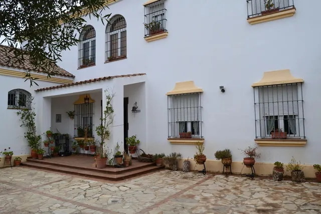 FINCA DE RECREO CON 14 HECTAREAS EN ARCOS DE LA FRONTERA — 3