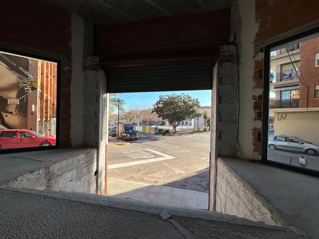 Gran local comercial con vistas al Paseo Cervantes de Pego — 7