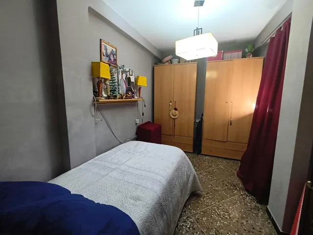 VIVIENDA REFORMADA CON ASCENSOR Y SERVICIO 3 DORMITORIOS — 7