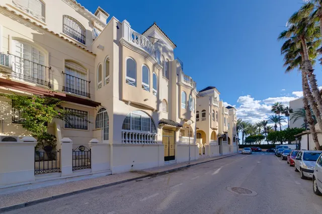 Venta Apartamento, Playa de Los Locos,  Primera línea de playa Torrevieja piscina comunitaria — 48