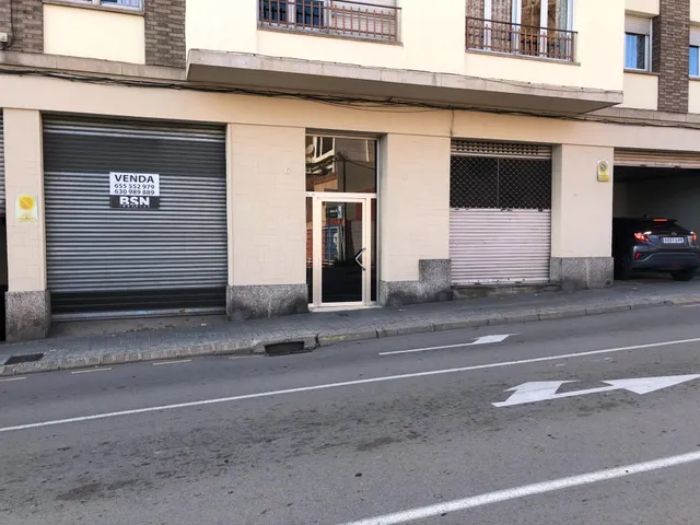 LOCAL EN VENTA EN MANRESA — 18
