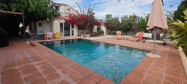 Magnífico Chalet Reformado con Piscina en Arenales del Sol - A solo 500m de la Playa ✨ — 7