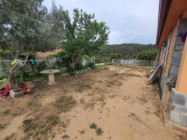 CASA A LA VENTA EN TORDERA, LISTA PARA ENTRAR A VIVIR, CON AMPLIA PARCELA Y ENTORNO NATURAL — 6