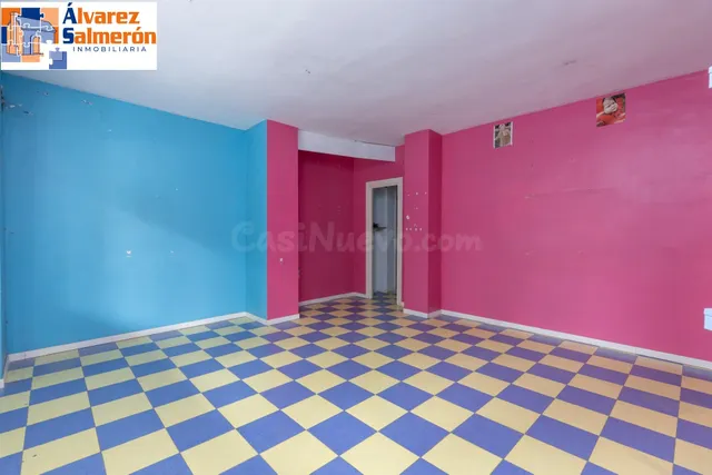 Local comercial en venta en calle agustina de aragón — 4