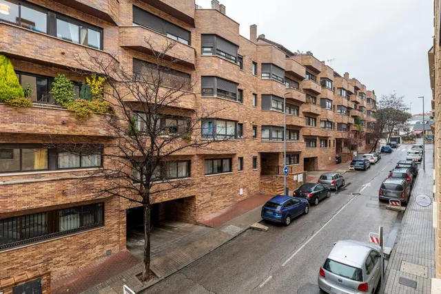 DÚPLEX DE NUEVA CONSTRUCCIÓN — 27