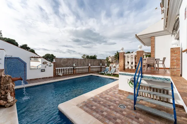 Villa de lujo con piscina privada, cerca del mar, apartament - foto 2
