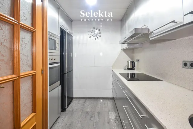 Apartamento 1 habitación 62m² en alquiler - El Camp de l`Arpa del Clot — 14