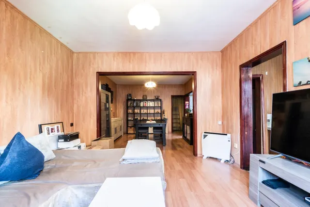 Casa de 4 plantas en zona céntrica de La Laguna · Ideal para inversores y familias numerosas · Muchas posibilidades — 11