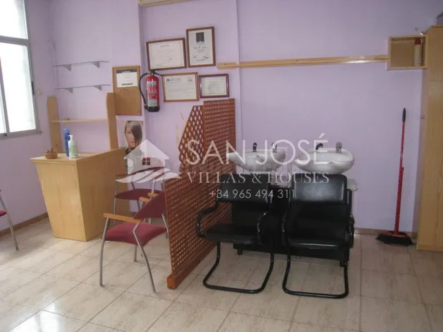 SE ALQUILA LOCAL EN ASPE ZONA PROSPERIDAD - foto 3