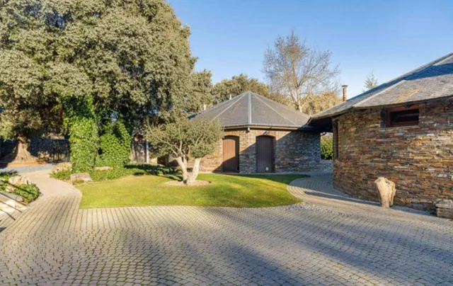 Espectacular Villa en el corazón de la sierra de Guadarrama — 27