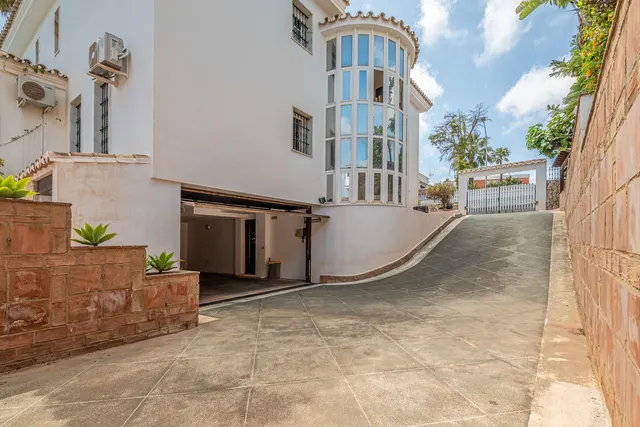 Chalet 4 habitaciones 557m² en venta - Centro — 33