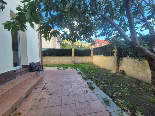 ¡Impresionante Adosado en Valle de Mena por solo €240.000! — 3