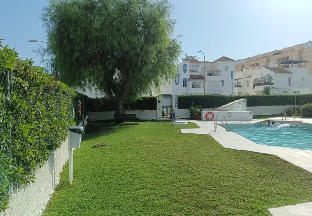 DUPLEX EN ALQUILER A 200 METROS DE LA PLAYA – ROQUETAS DE MAR — 15