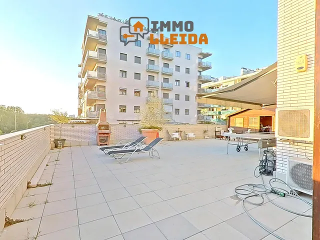 EXCLUSIVO Piso Parc de lAigua con gran terraza, parking y trastero — 3