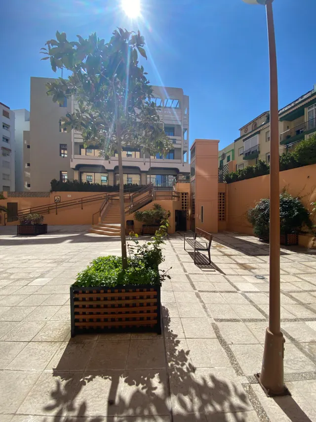 ¡OPORTUNIDAD ÚNICA! LOCALES COMERCIALES DISPONIBLES EN EL EDIFICIO PÉREZ BLÁZQUEZ – ALGECIRAS — 7