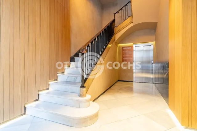 SE VENDE PISO DE 300 METROS CON MUCHAS POSIBILIDADES EN PLAZ - foto 3