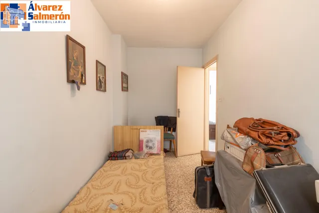 Piso con terraza y gran potencial junto a Camino de Ronda — 15