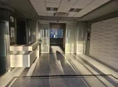 EDIFICIO DE OFICINAS EN VENTA C/ NAVALUENGA,1. LAS ROZAS. — 11