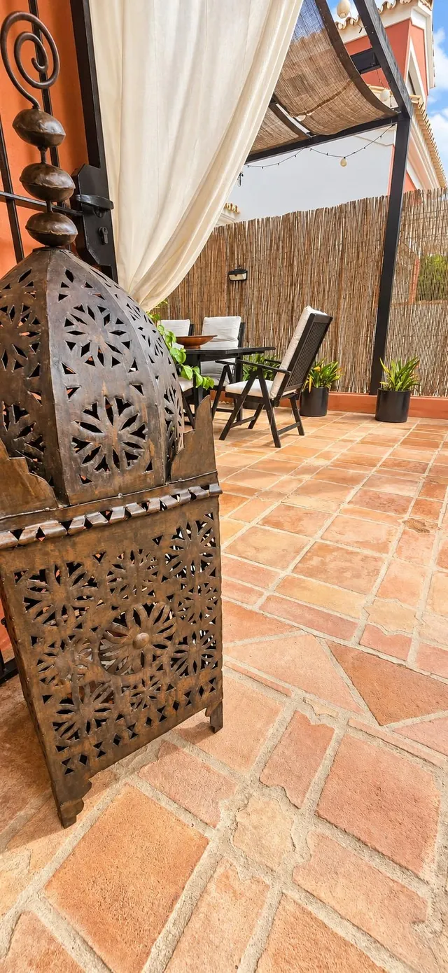 Exclusivo chalet con piscina y jardín en Pinares de San Antón (Málaga) — 41