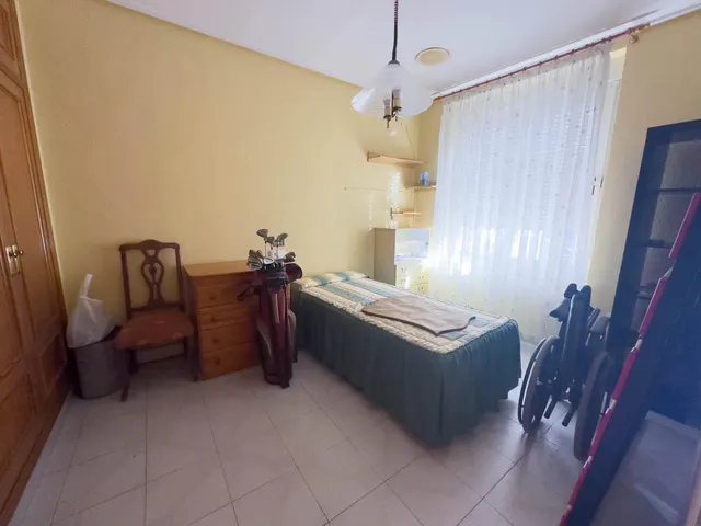 Casa con parcela ideal para edificar en Torrevieja — 13