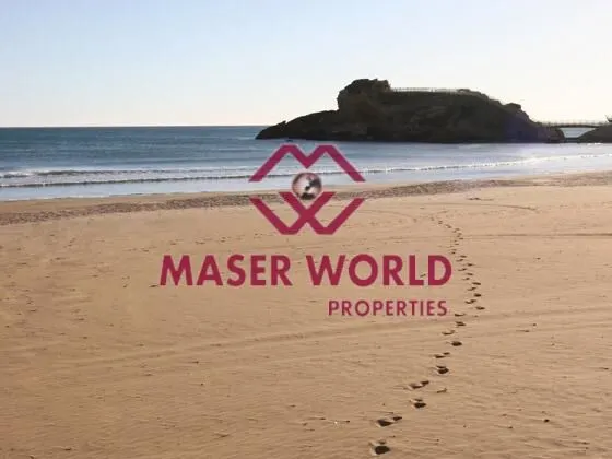Atico en  Venta con cochera en Playa Grande — 28
