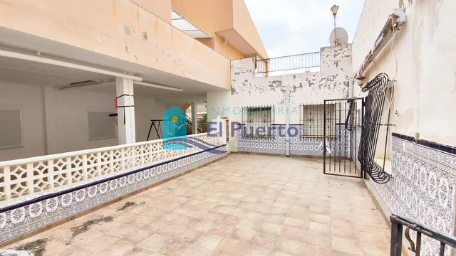 Casa para reformar con apartamento independiente y vistas al mar en isla plana – ref. 1864 — 17