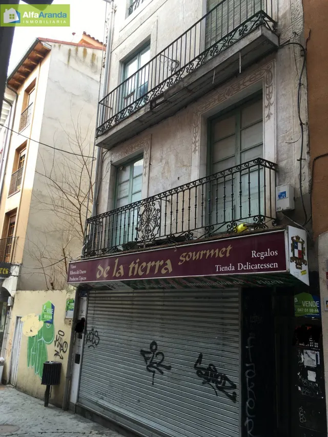 SOLAR Y EDIFICIO PARA CONSTRUIR — 6