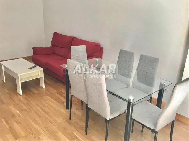 PISO CON TERRAZA EN ZONA QUEILES - foto 2