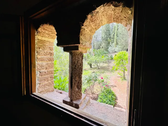 EXCLUSIVA CASA UNIFAMILIAR EN CASTELLVÍ DE ROSANES - GRAN PARCELA, PRIVACIDAD Y ENCANTO NATURAL — 46