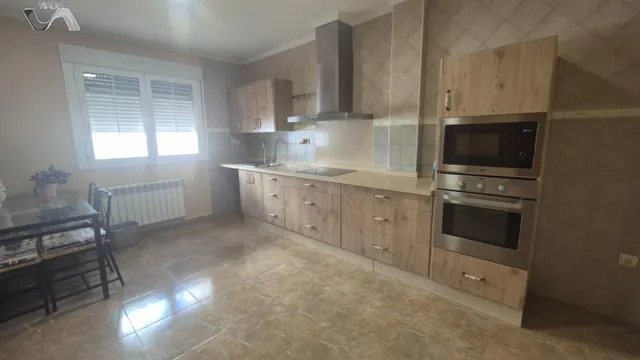 Casa 5 habitaciones 249m² en venta - El Poblado - Abulagar — 28