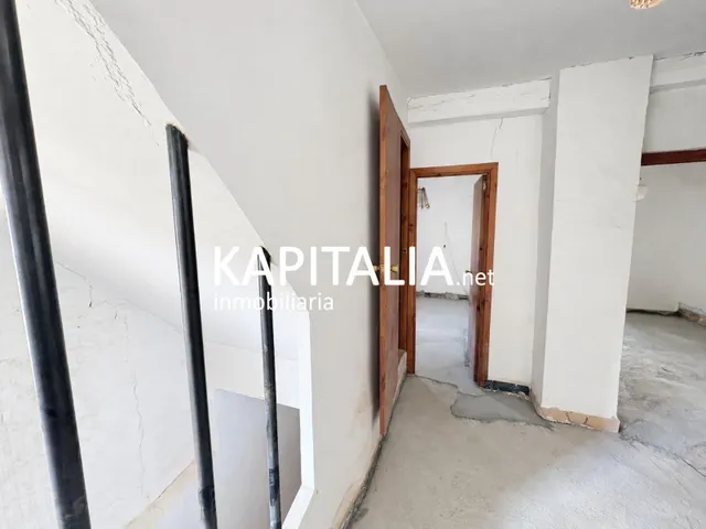 BONITA CASA A LA VENTA CON GARAJE EN BOLBAITE — 26