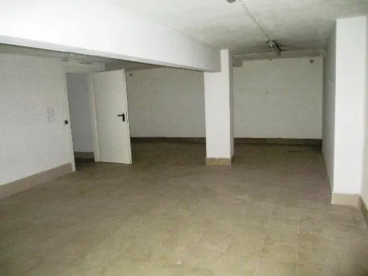 LOCAL COMERCIAL EN VENDA A MARTORELL — 13