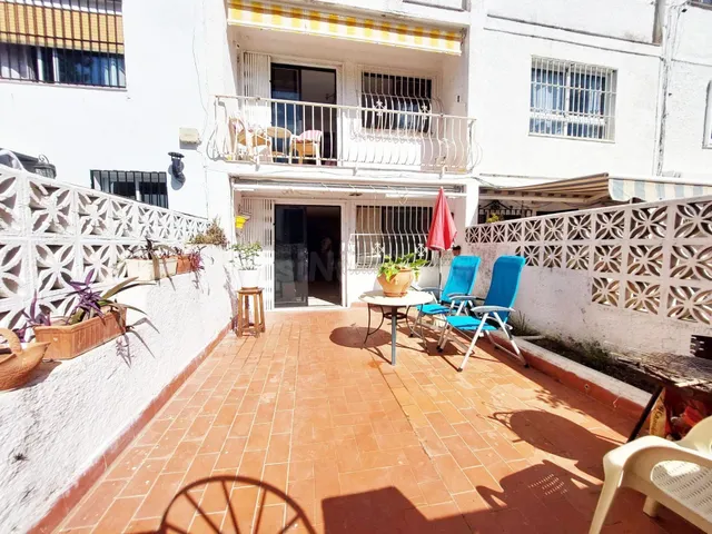 Casa Adosada con Gran Potencial a Pasos de la Playa