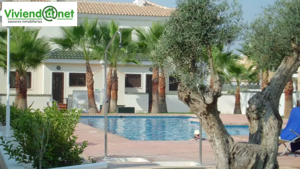 PRECIOSO DUPLEX EN URBANIZAC.CON PISCINAS Y JARDINES