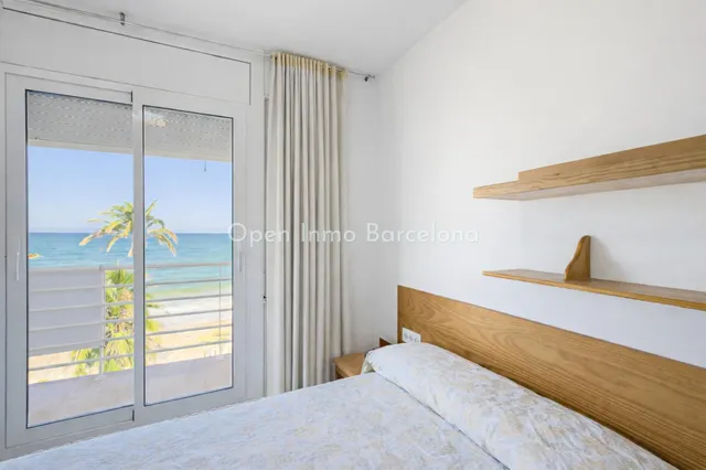 Casa exclusiva delante del Mar en Prat de Vilanova — 22