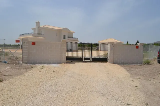 VILLAS DE OBRA NUEVA EN PINOSO — 6