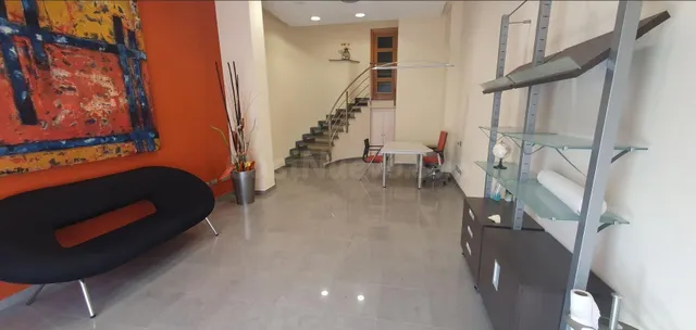 SE VENDE MAGNIFICO LOCAL EN EL POLIGONO 3 PARA ENTRAR A TRAB