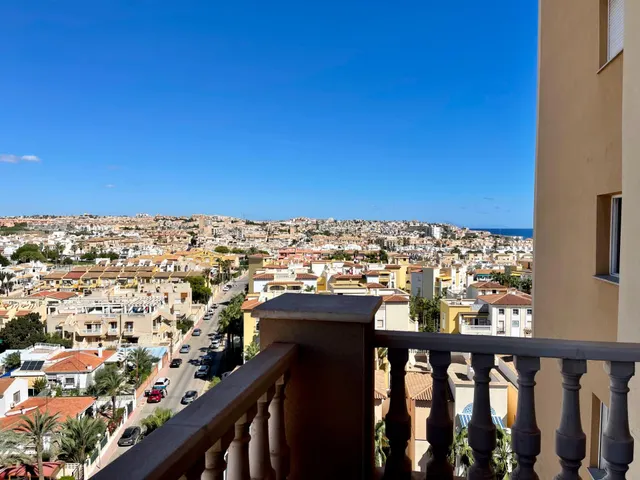 Apartamento de 3 Dormitorios con vistas al mar — 21