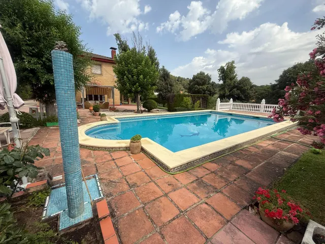 Chalet en Santa Maria de Trassierra con 300m2 construidos y una parcela de 4500m2!!! — 18