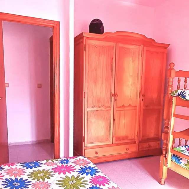 Amplia vivienda en urbanización con aparcamiento y piscina — 37
