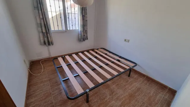 Chalet pareado de 3 dormitorios con solárium y piscina comunitaria - zona guardamar, la mata - — 19