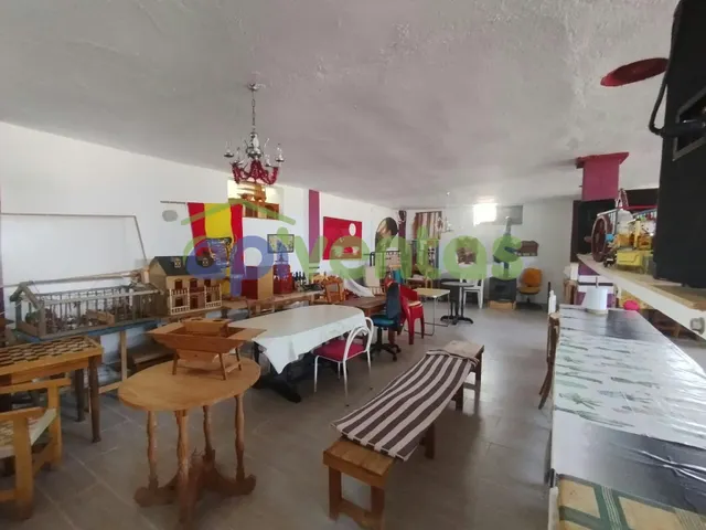 Casa vallada de 3 plantas — 33