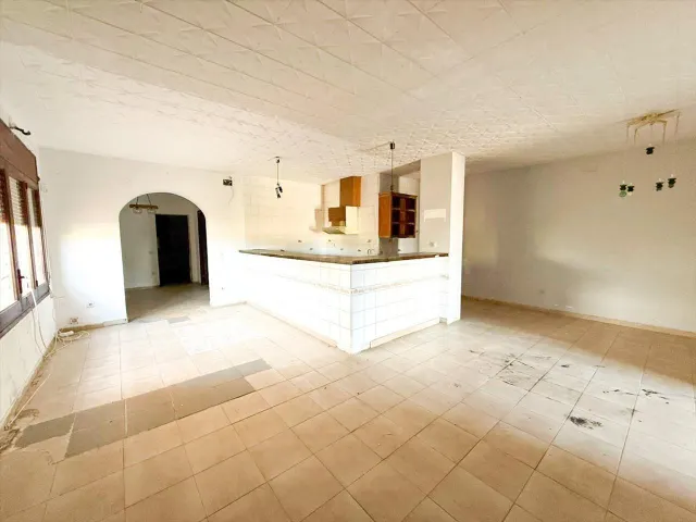 PLANTA BAJA 146 M2, AVINGUDA EMPORDÀ, SANT PERE PESCADOR