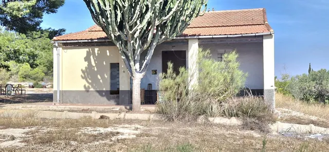 CASA DE CAMPO EN VALVERDE A 500 METROS DEL PUEBLO CON UNA PA - foto 2