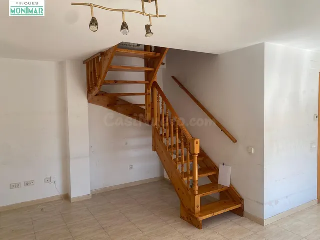 Ático dúplex familiar con 6 habitaciones, terraza de 70 m2 y - foto 3