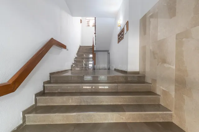 Piso de 3 habitaciones sin ascensor en venta en Peligros — 2