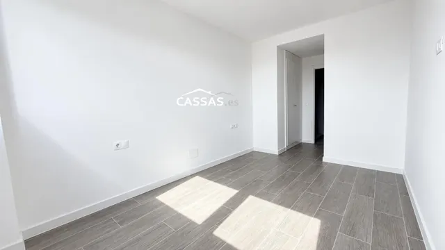 ALOVERA - Obra nueva. Ático con terraza de 10 m2, 3 habitaciones, 3 baños, 2 plazas de garaje, Trastero y piscina. — 34
