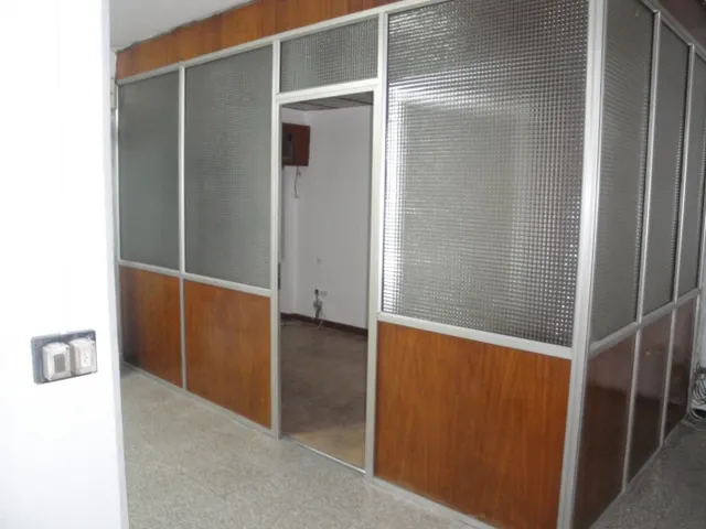 LOCAL COMERCIAL EN CALLE BLAS VALERO — 4