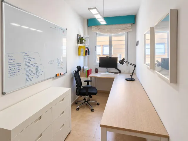 Ref- 08700 Salico presenta Adosado de 4 dormitorios con 80 m2 de terrazas y garaje en  Almazora centro — 38