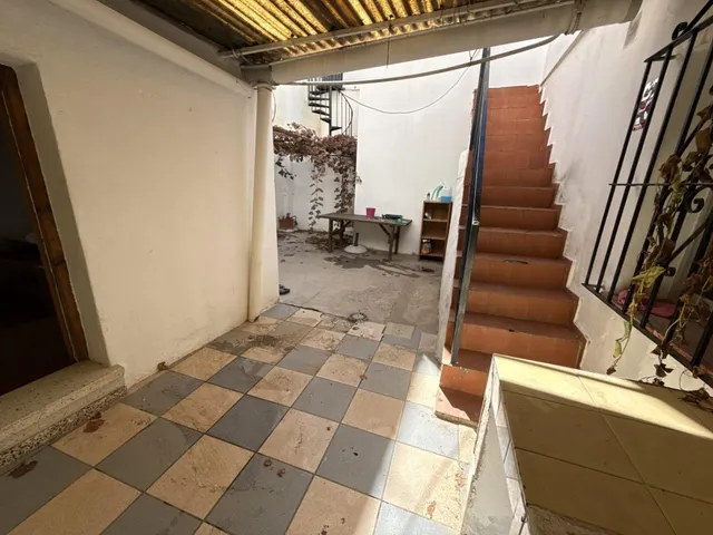 Fuengirola, Centro, Casa con 4 Dormitorios, Patio, Terraza. — 9